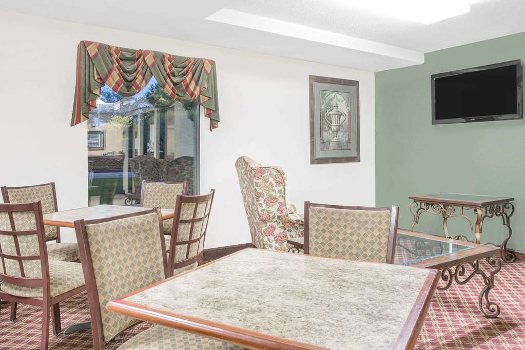 Gray Inn & Suites Buitenkant foto