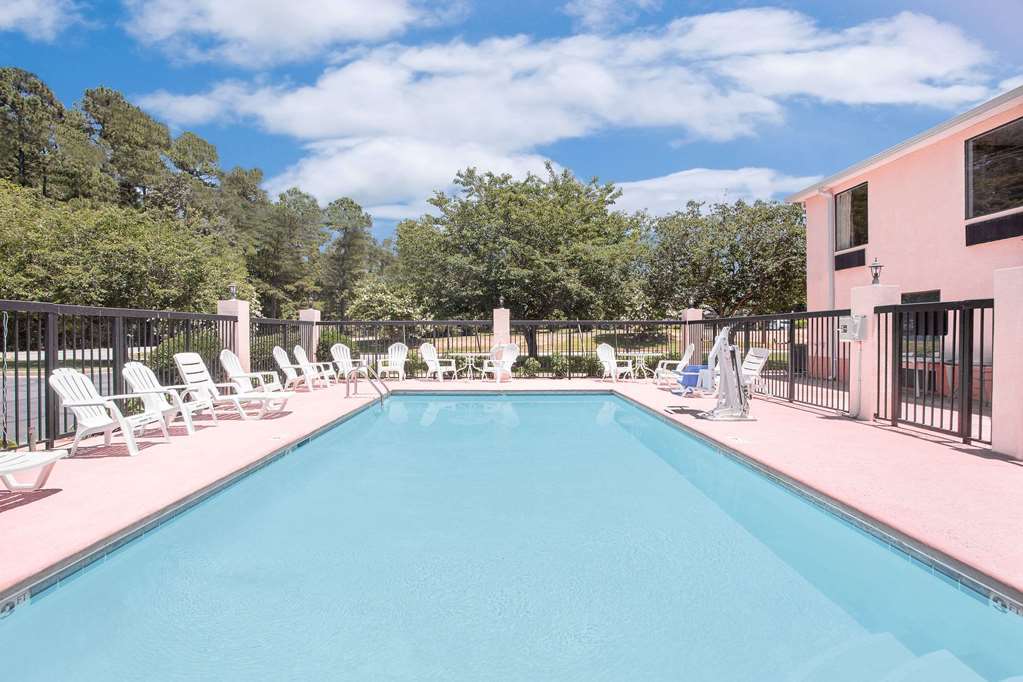 Gray Inn & Suites Buitenkant foto